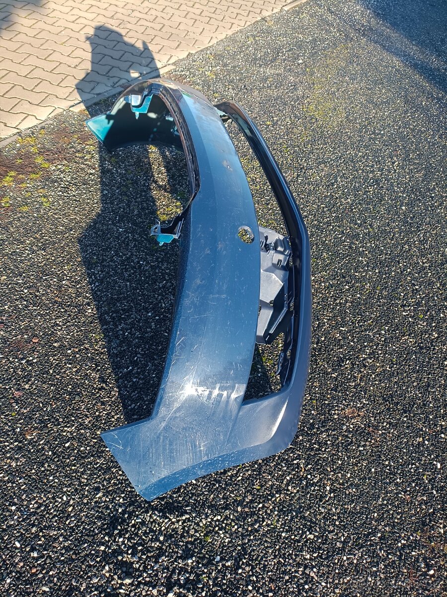 Přední nárazník na Škoda Rapid - 3