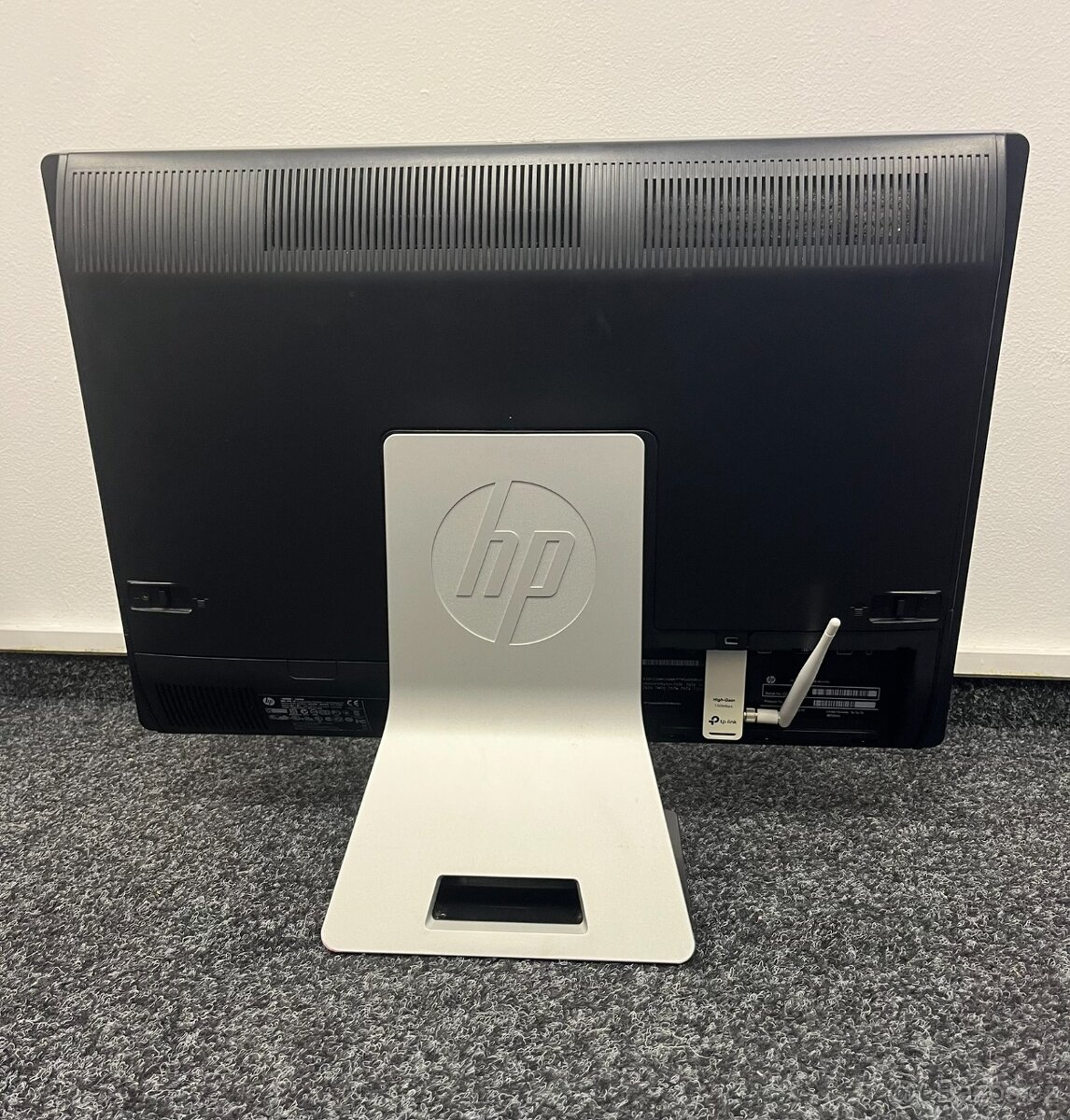 HP Compaq Elite 8300 All-in-One 23" PC – Windows 10 Pro - 3