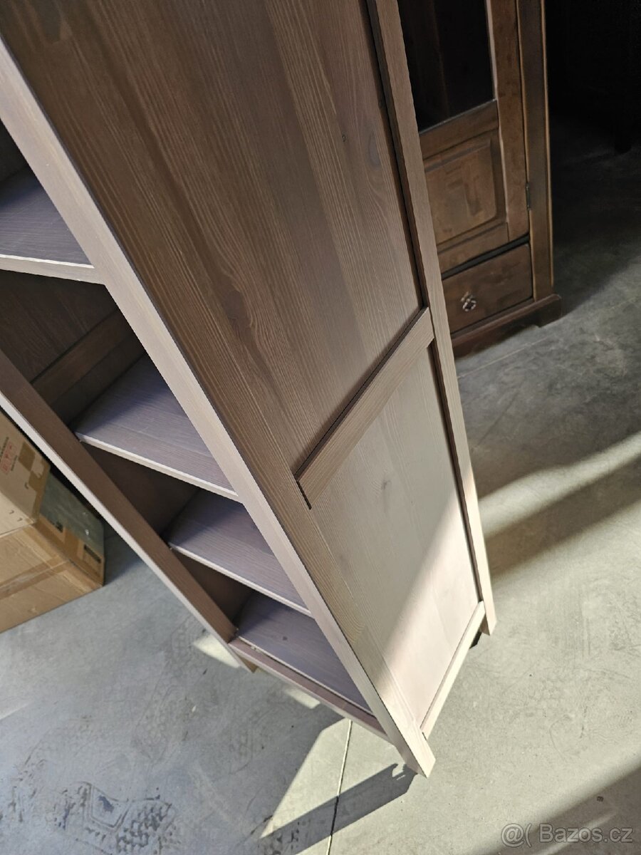 KNIHOVNA IKEA HEMNES - 3