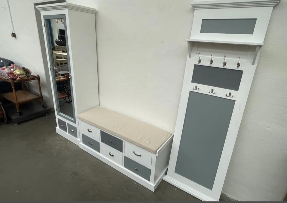 Předsíňová stěna bílá KOMPLET NOVÁ 2. jakost - 3