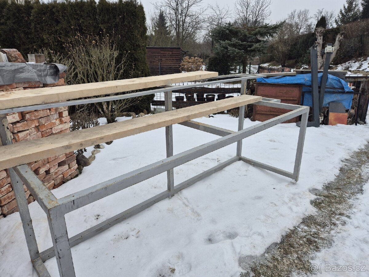 Pracovní stůl z jeklu - 3