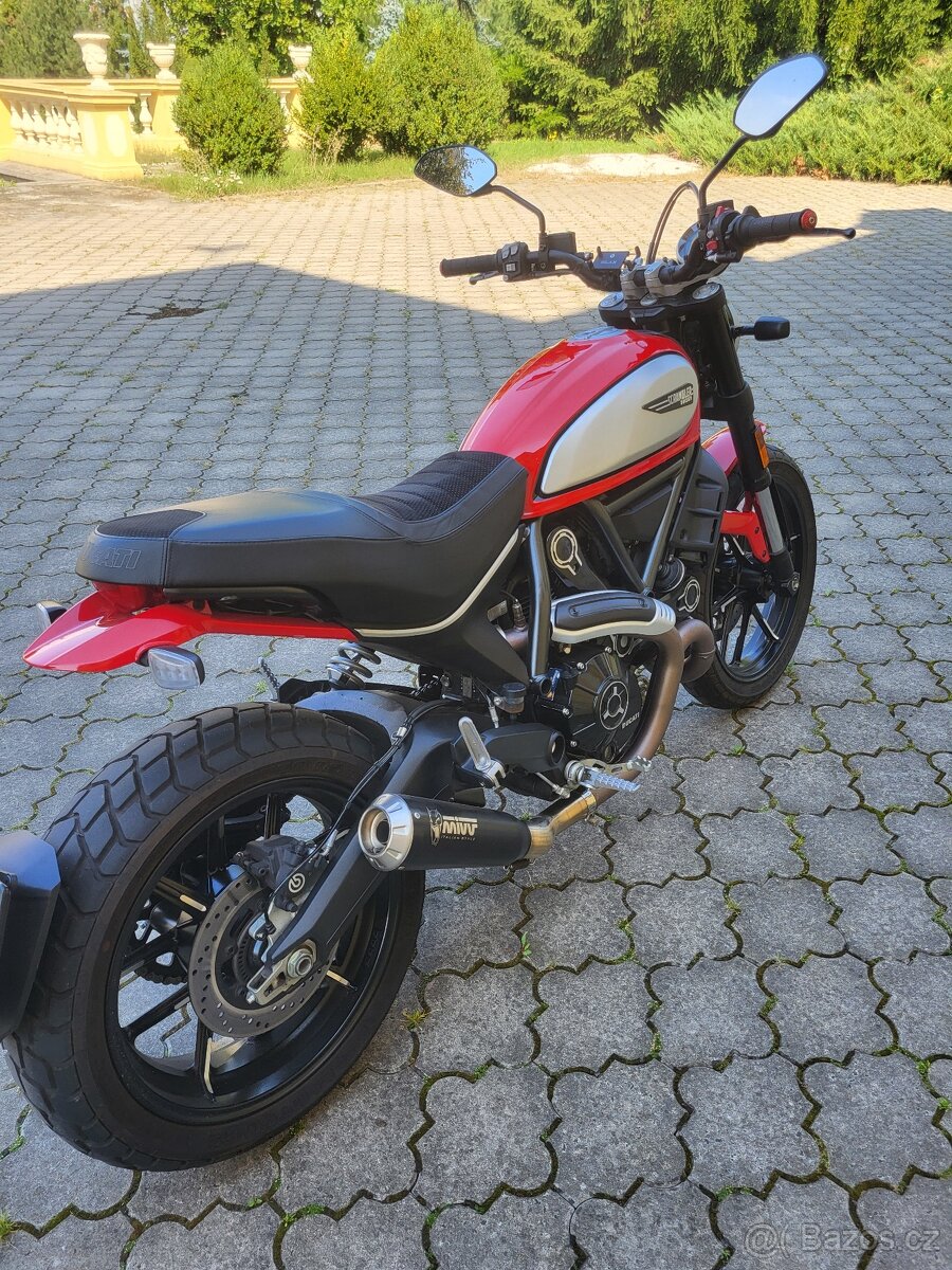 Ducati Scrambler Icon 800 - 3