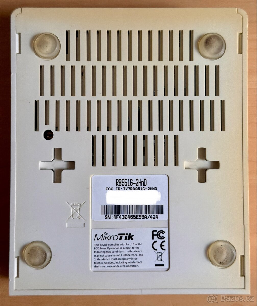 RouterBOARD MikroTik RB951G-2HnD - 3