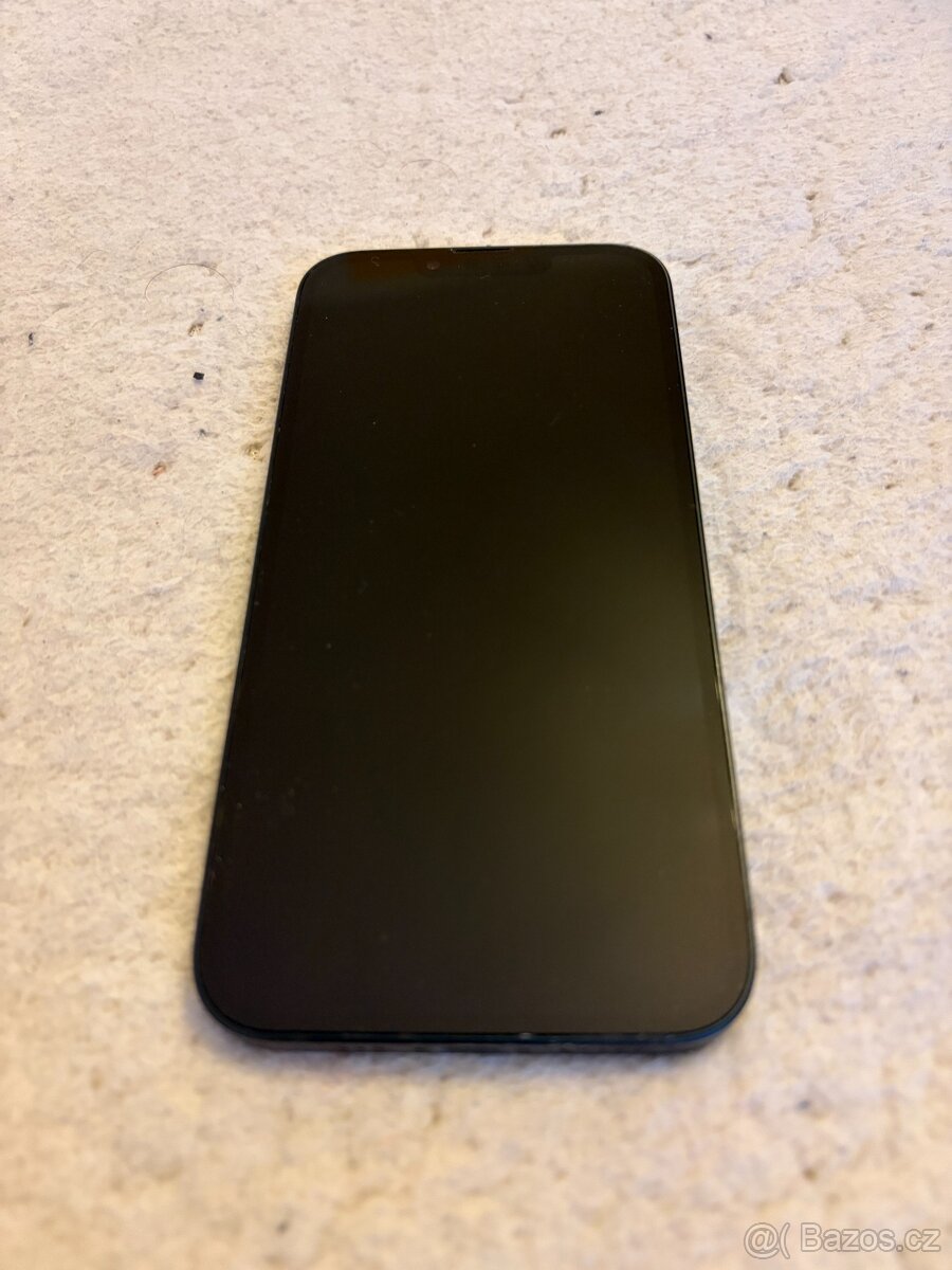 Prodám Apple iPhone 13 128GB v černé barvě s příslušenstvím - 3