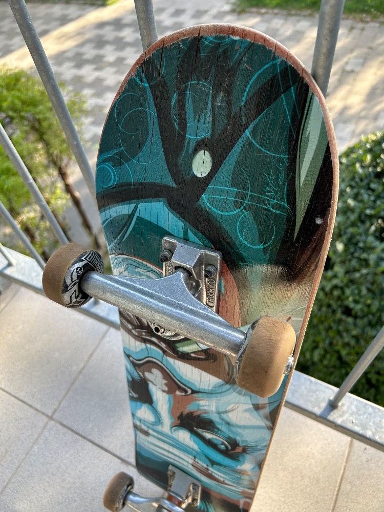 Skateboard - 3