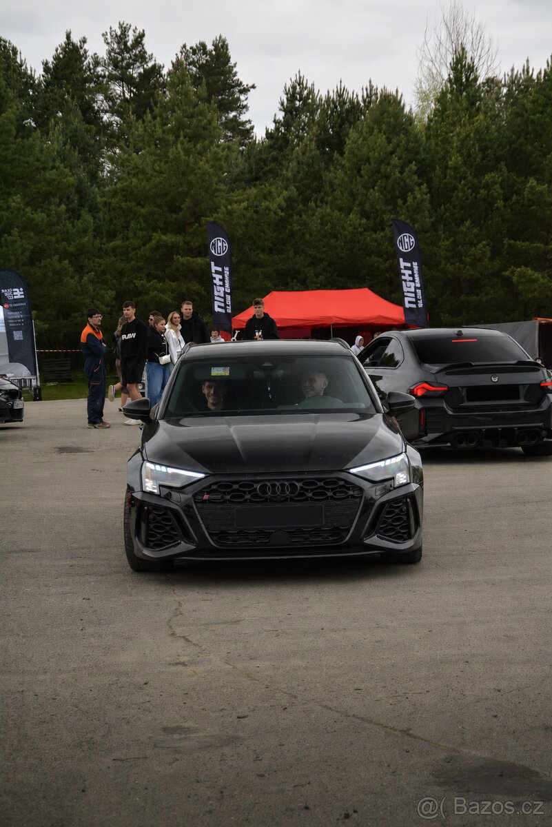 Pronájem Audi RS3 - 3