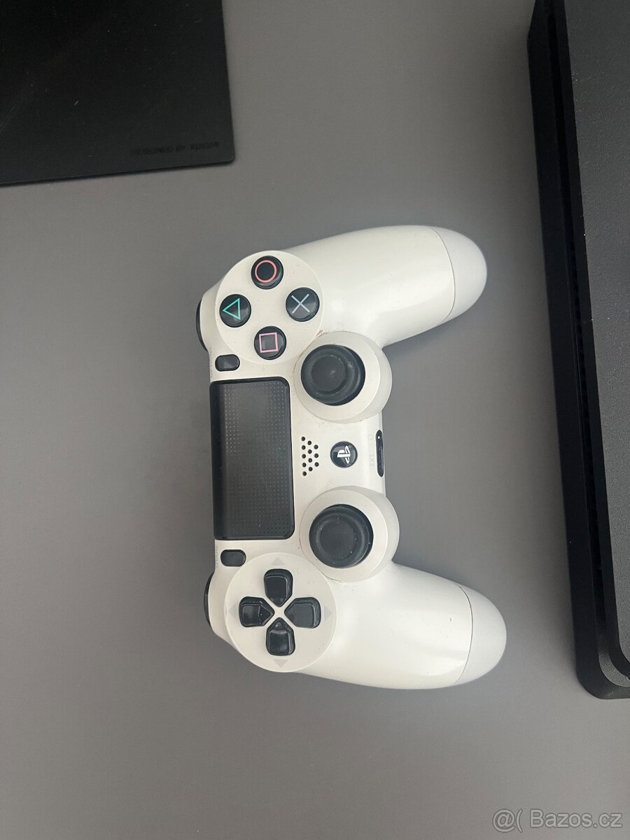 PS 4 Slim 500GB - 3