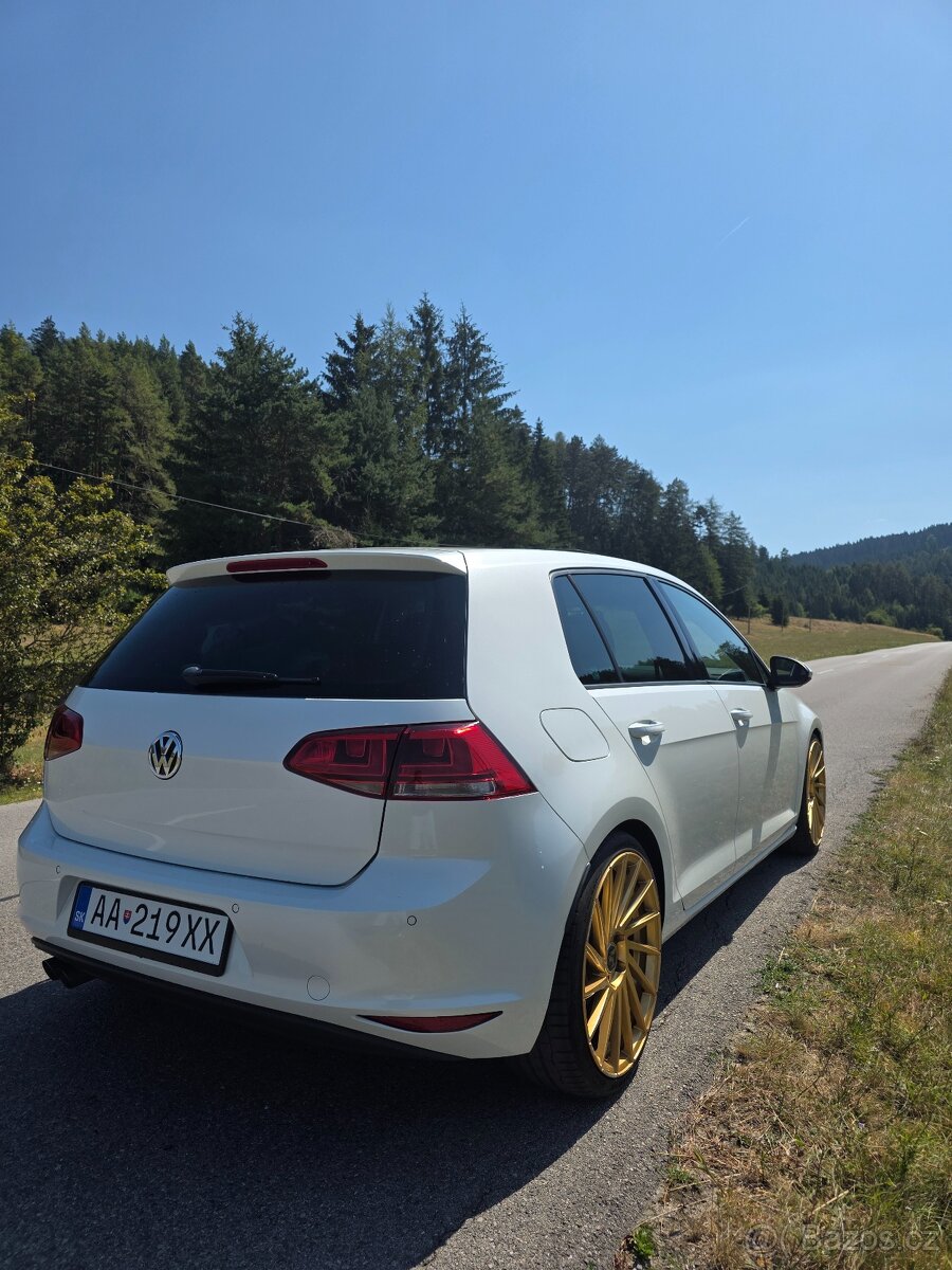 VW GOLF VII 2.0 TDI HIGHLINE - 3