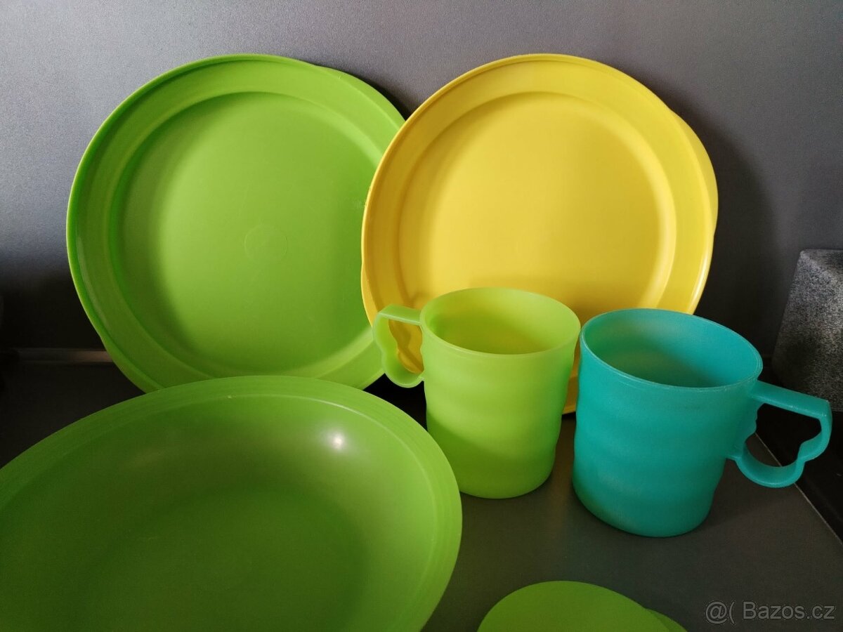 Tupperware dětský set plastového nádobí - 3