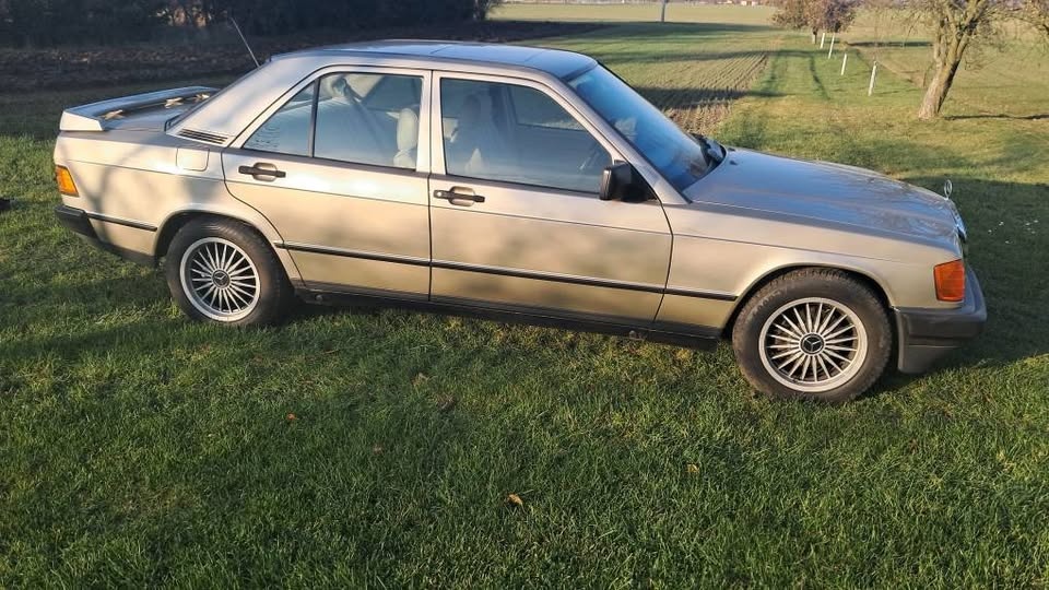 Mercedes-Benz 190 E 2.6 R6 - 3