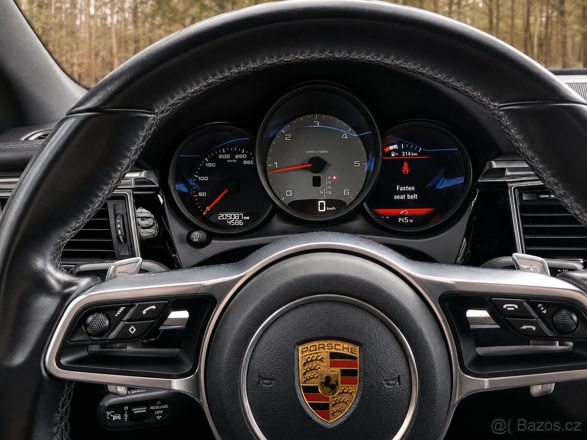Porsche Macan S - 3