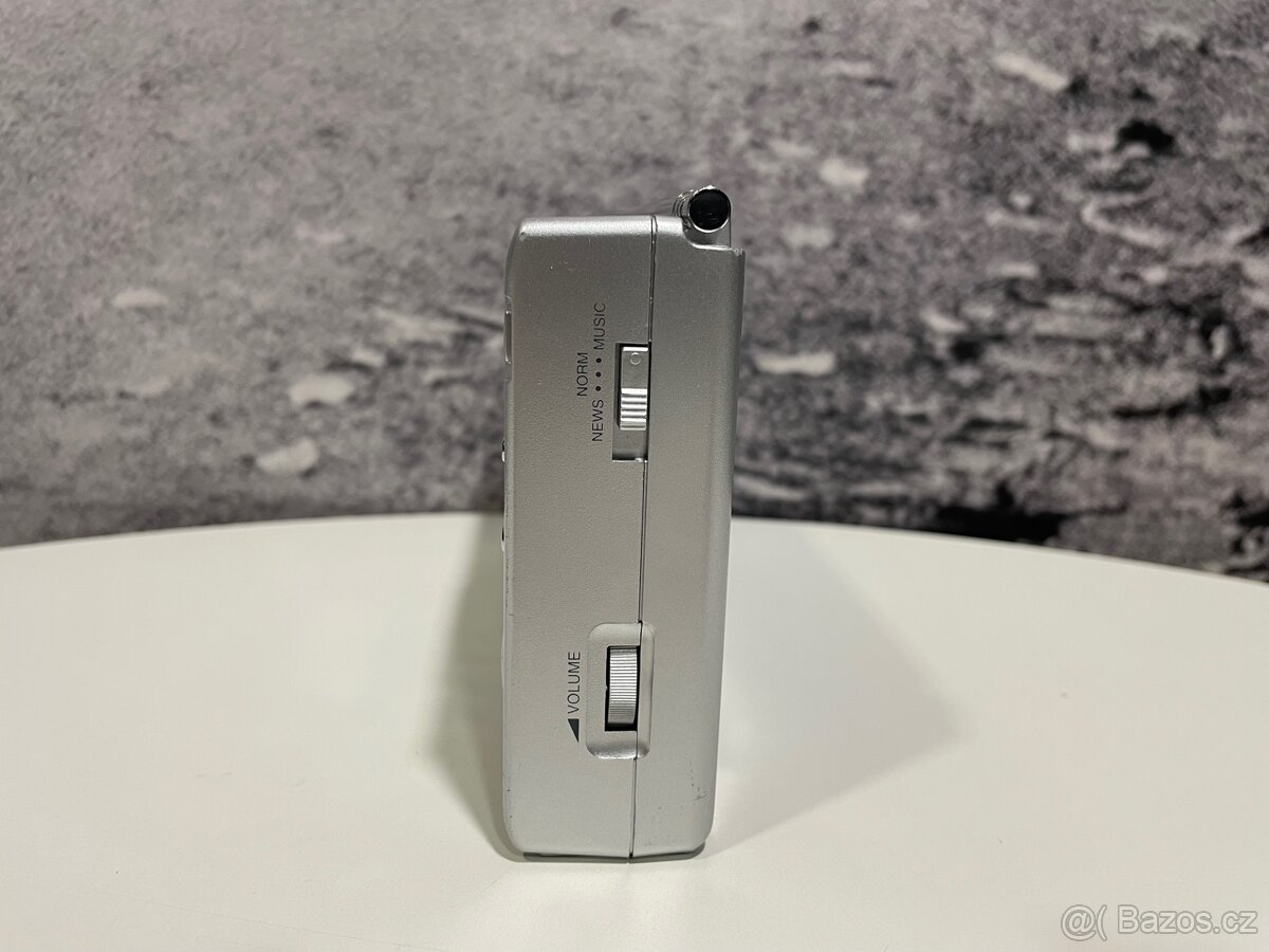 Sangean ATS-404 AM/FM Stereo/SW Receiver - 3