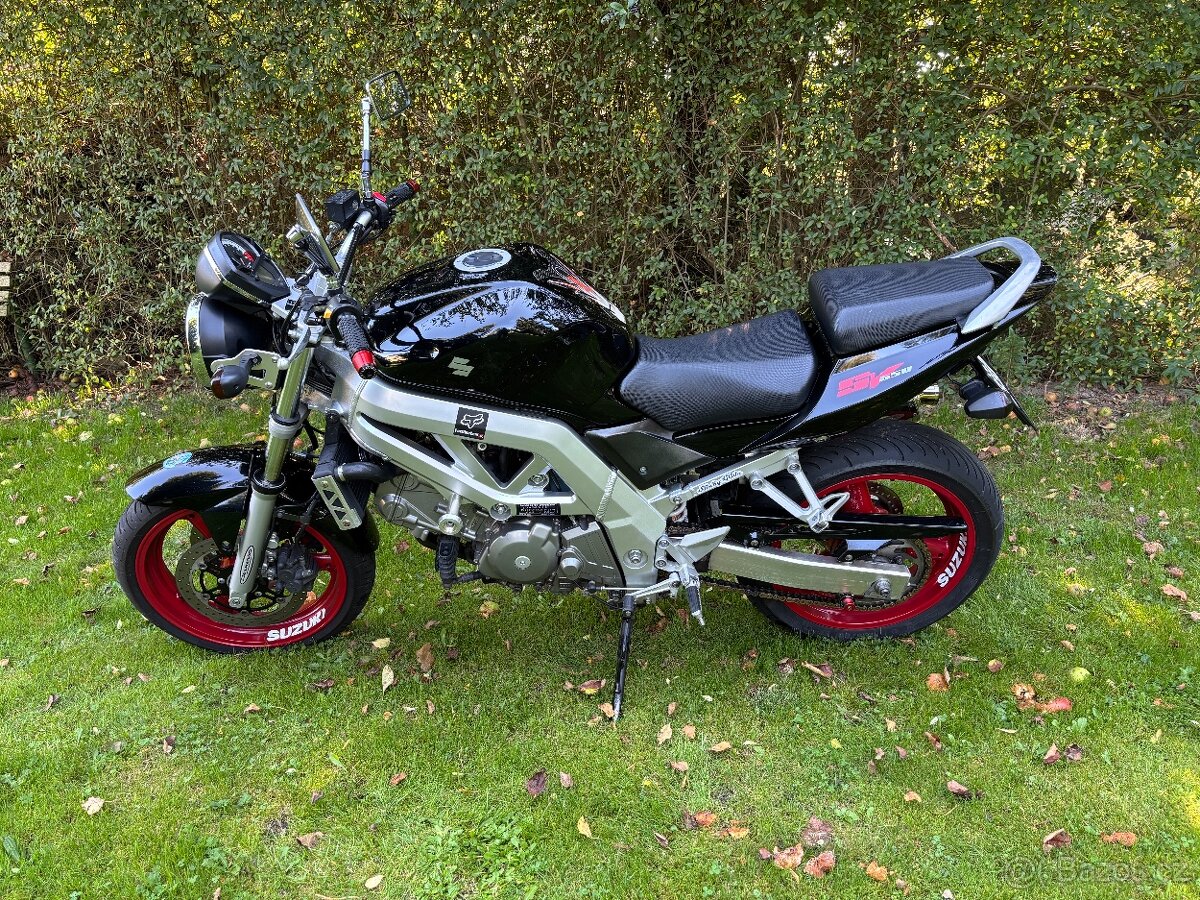 Suzuki SV650N - 3