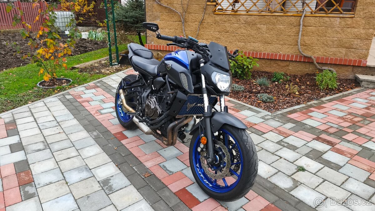 Yamaha MT-07 - 3