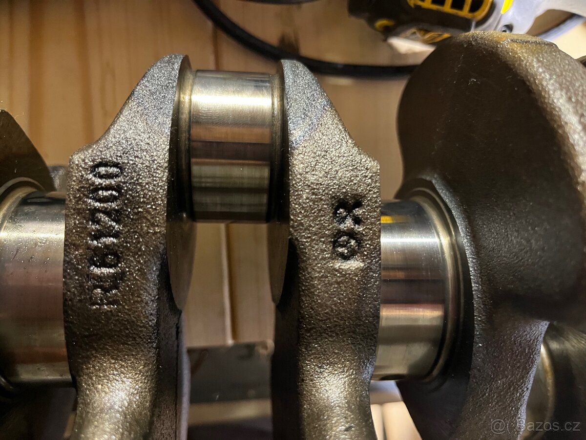 Kliková hřídel OM 612 Mercedes 270 CDi - 3