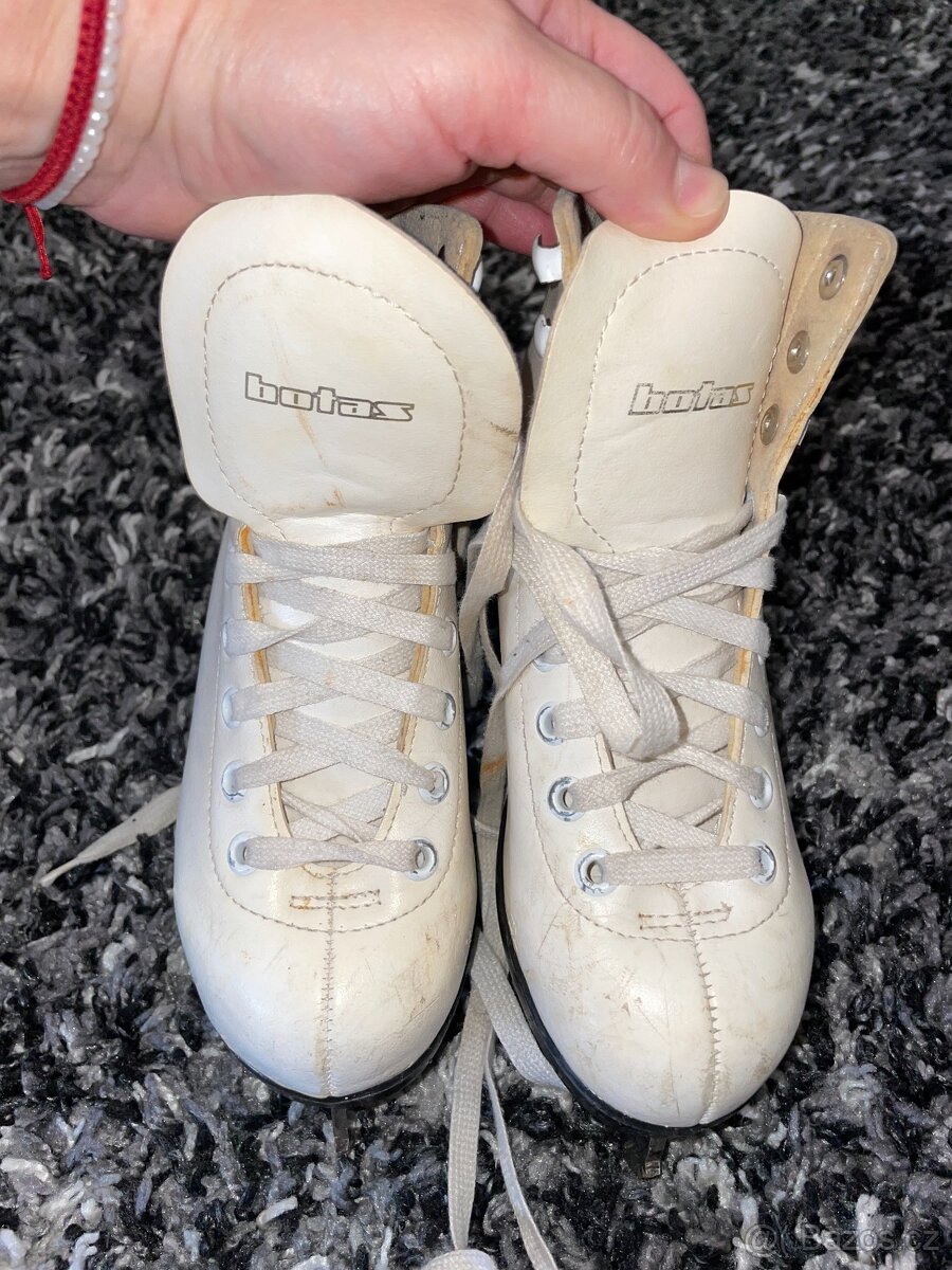 Brusle na led Botas Piruet vel. 200 mm - 3