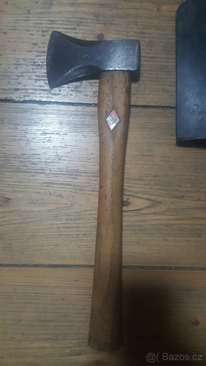 Hitlerjugend lopatka a sekerka v závěsníku set pro sběratele - 3