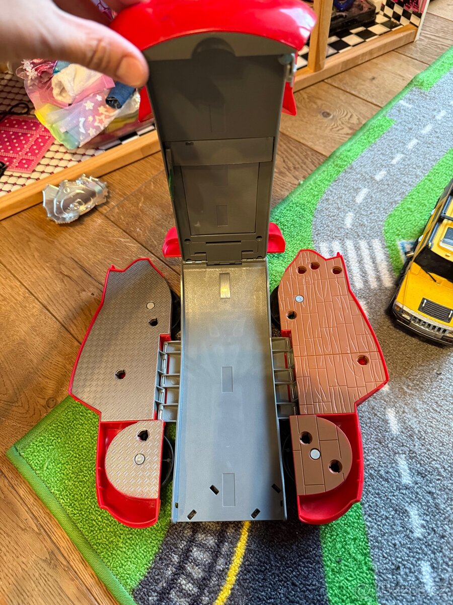 Angličáky a auta na setrvačník - 3