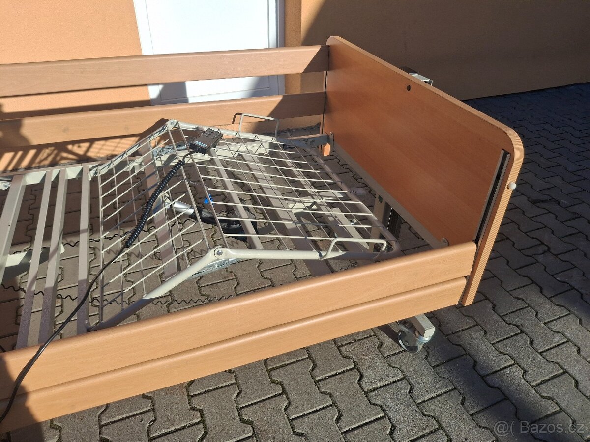 Elektricky zdravotní polohovací postel - 3