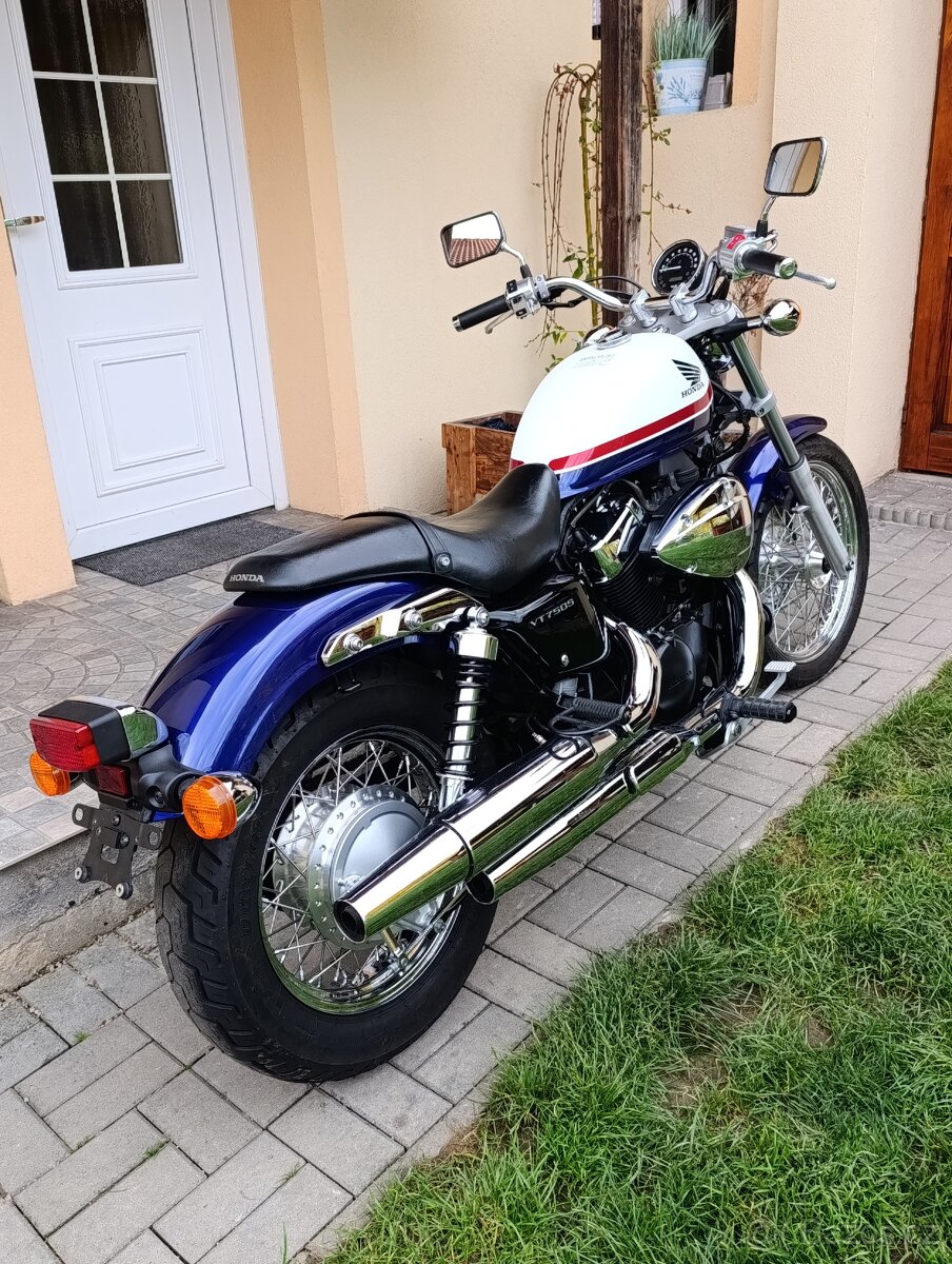 Honda VT 750S - 3