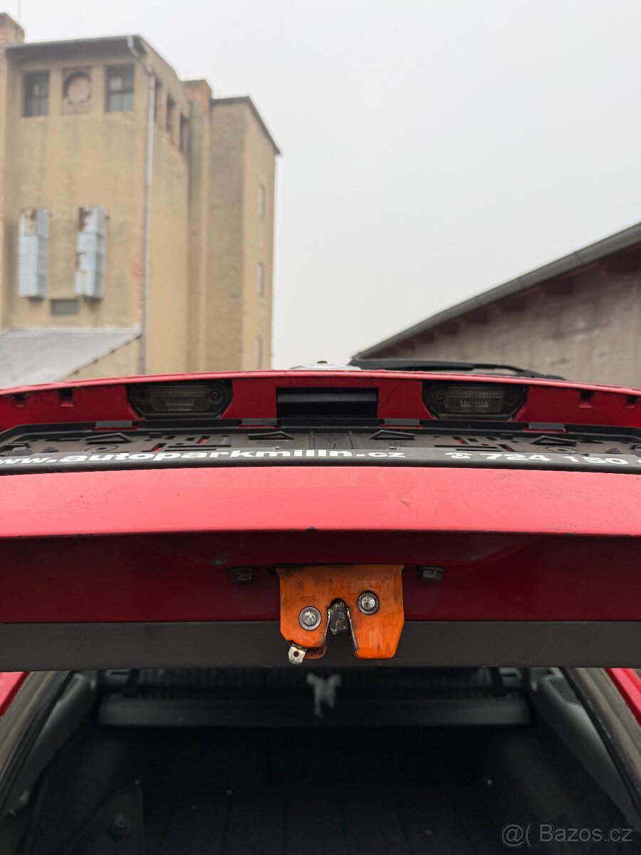 Páté dveře Škoda Octavia 1 combi - 3