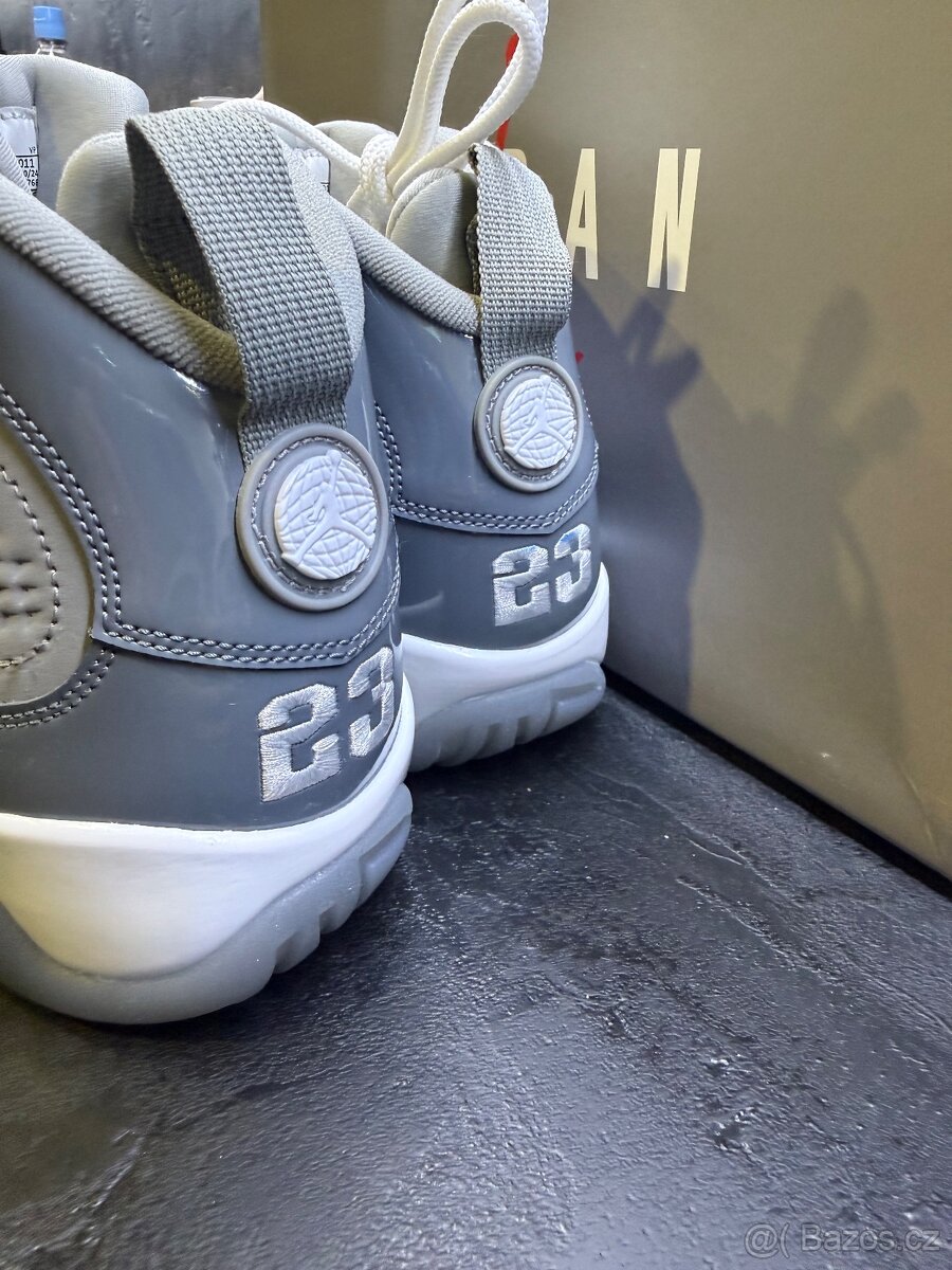 Nike AIR JORDAN 9 RETRO - 3