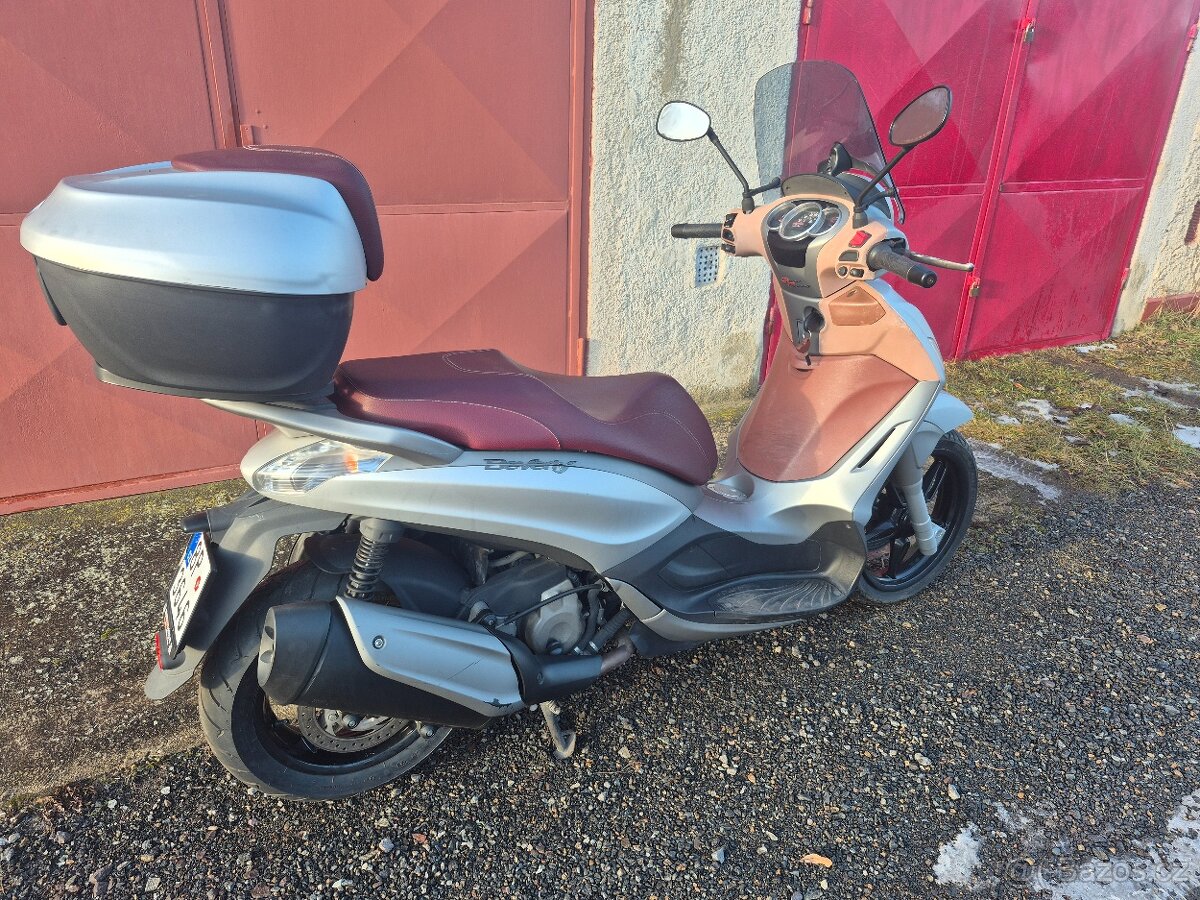 Piaggio Beverly 350, 24kw - 3