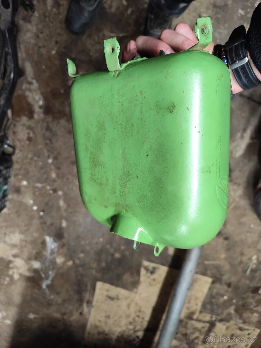 Jawa Pionyr nádrž - 3
