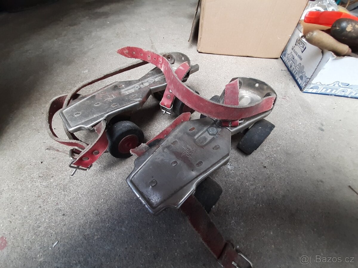 Starodávné kolečkové brusle - 3