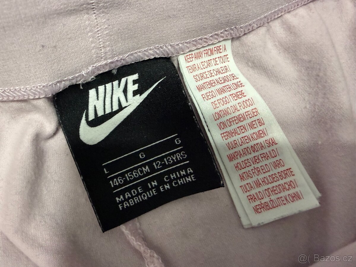Leginy Nike, vel. 146-156 cm - 3