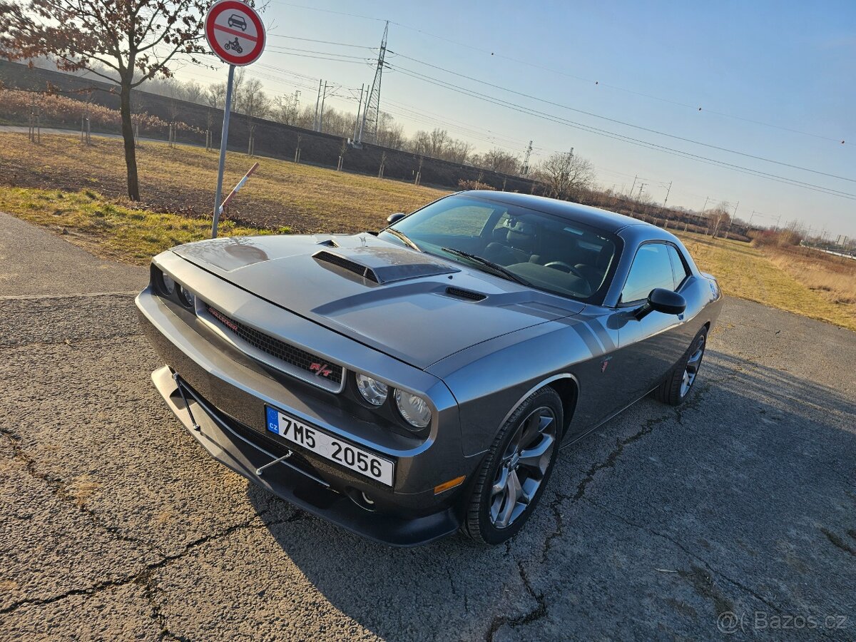 Dodge challenger 3.6 odpočtove - 3