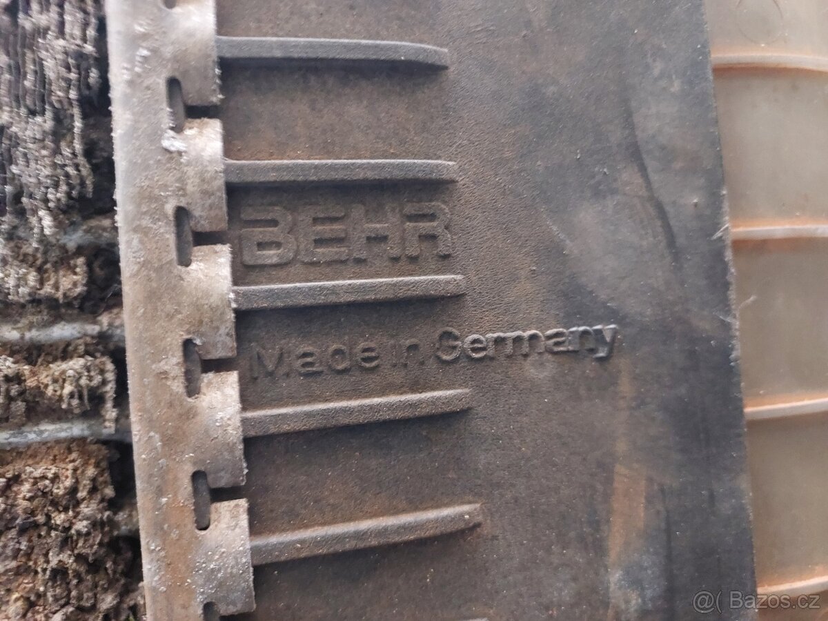 Chladič vody bmw e36 318i - 3
