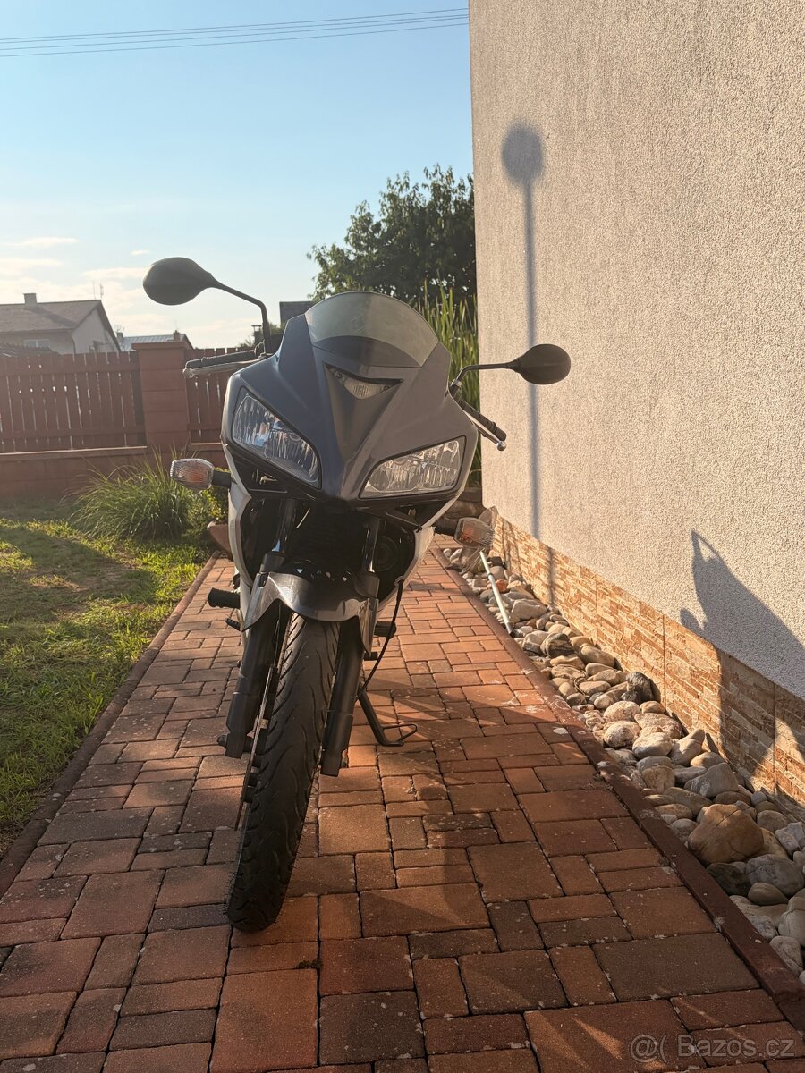 Honda CBR 125R 2008 - 3