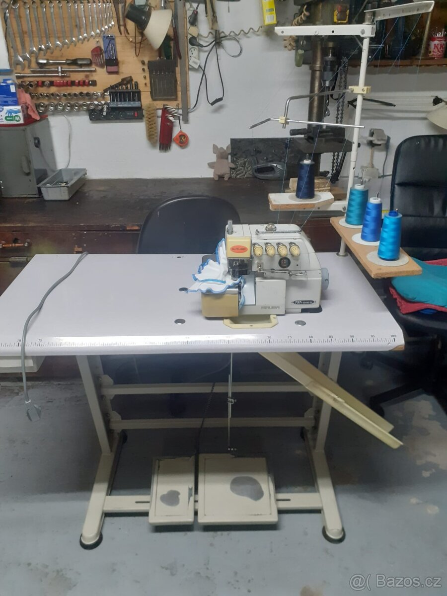 Šicí stroj 4 nitný overlock - 3