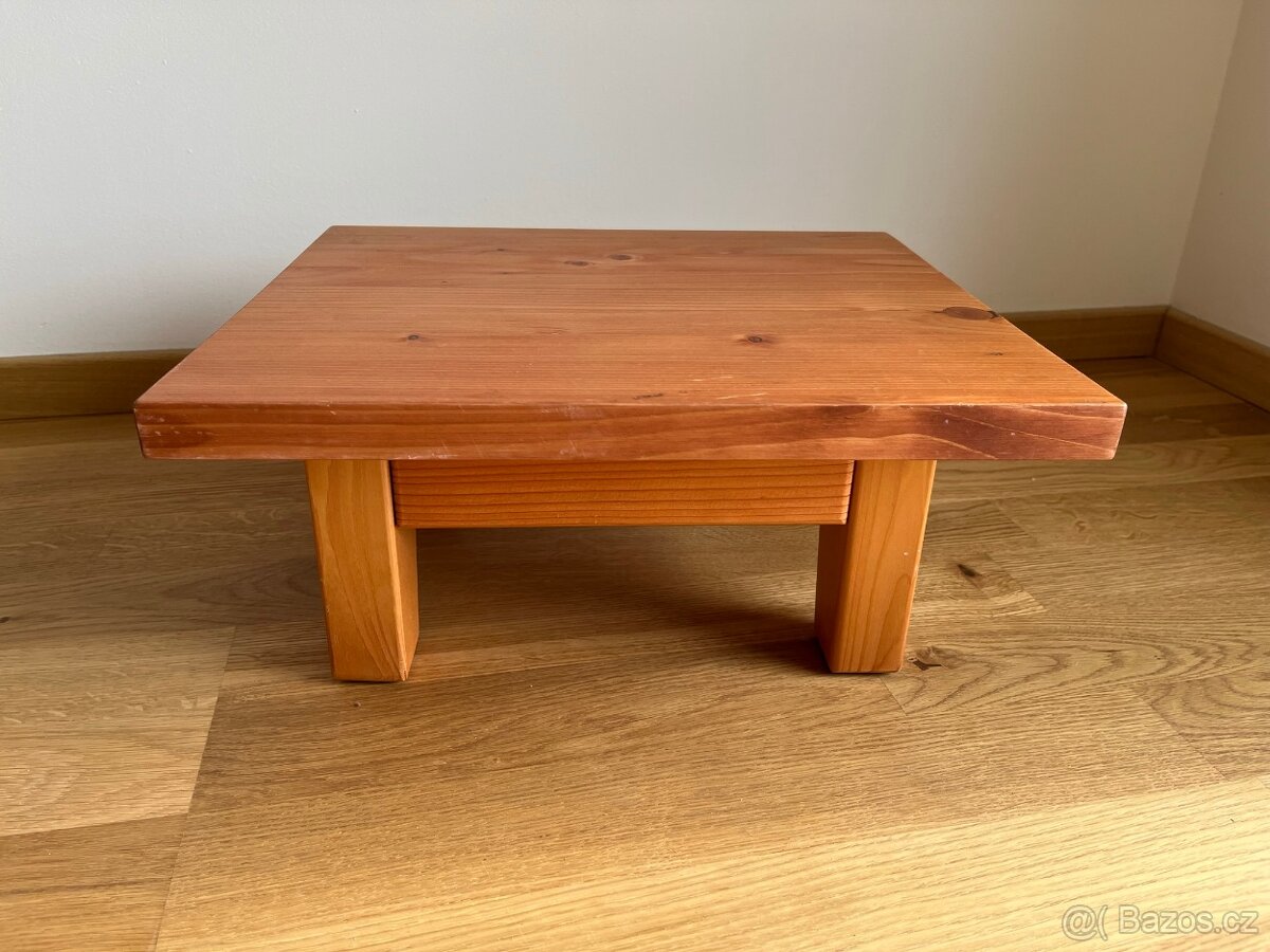 Dřevěná stolička - 3