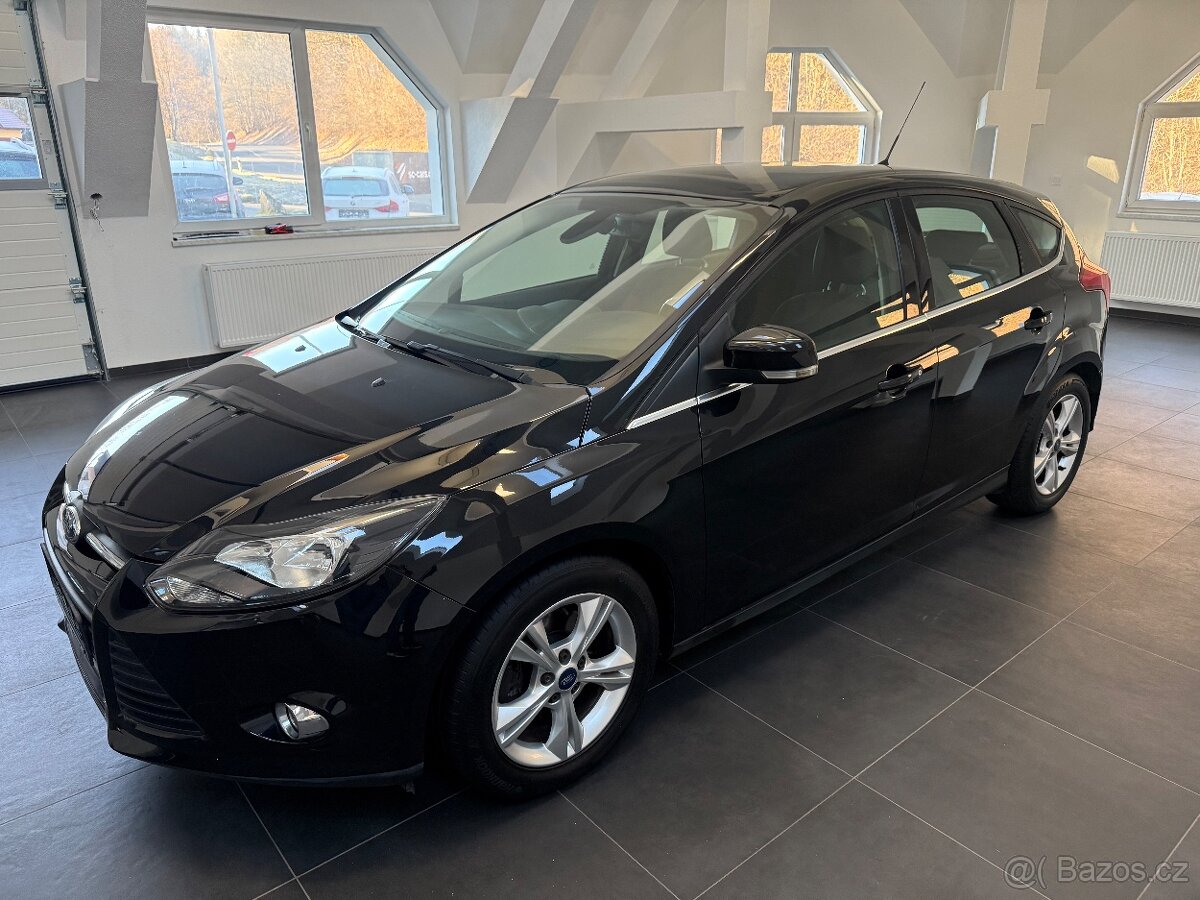 FORD FOCUS 1.6 110 kW BENZÍN 6MT SPORT PAKET 2012 - 3