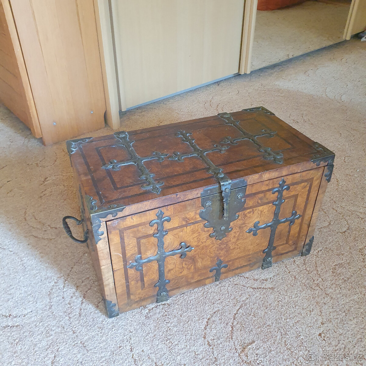 Starožitnà truhla - 3