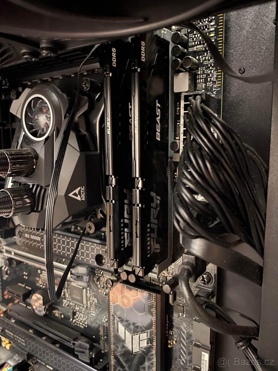 AMD Ryzen 7700X, 16GB DDR5 nekompletní sestava - 3