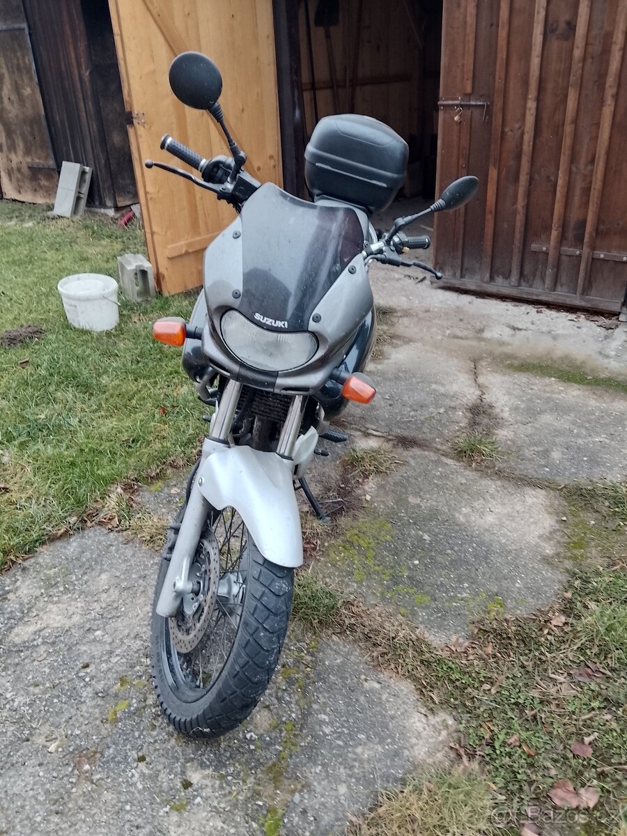 Suzuki Freewind XF650 - 3