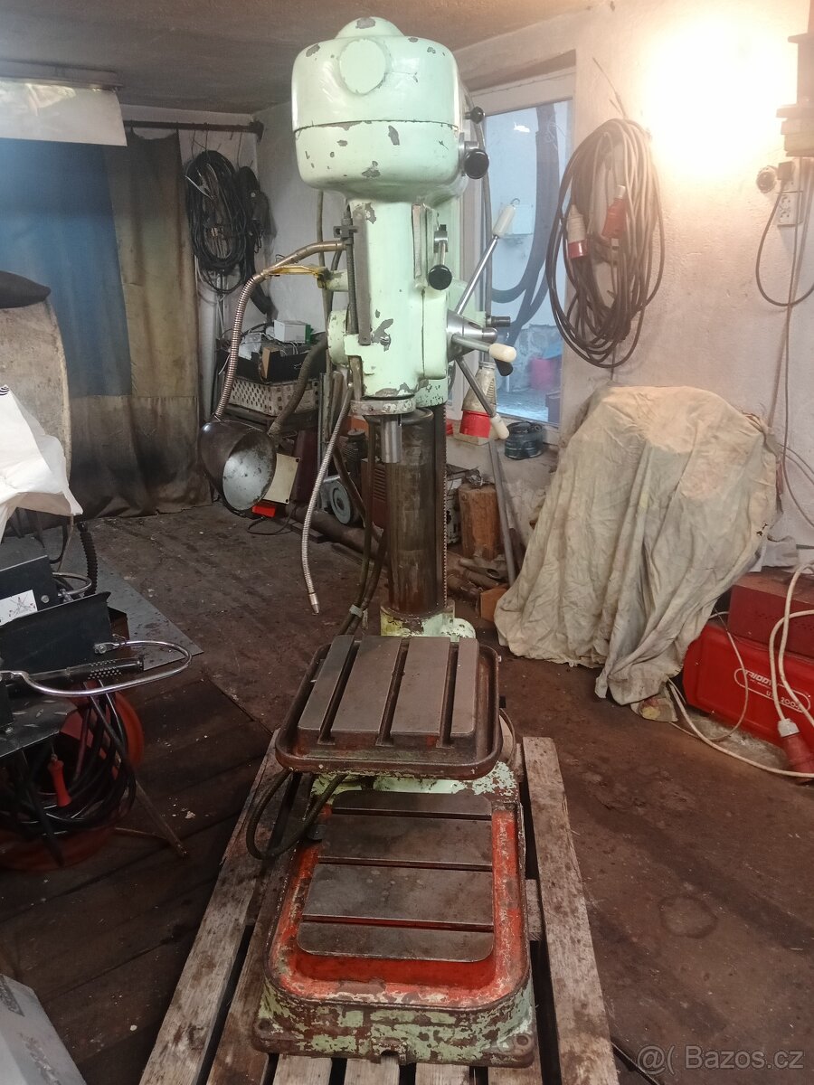 Nabízím sloupovou vrtačku BK 20 - 3