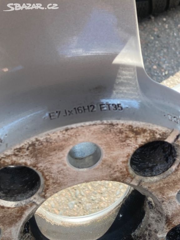 ALU + poklice Audi A4 B9 8W - 3