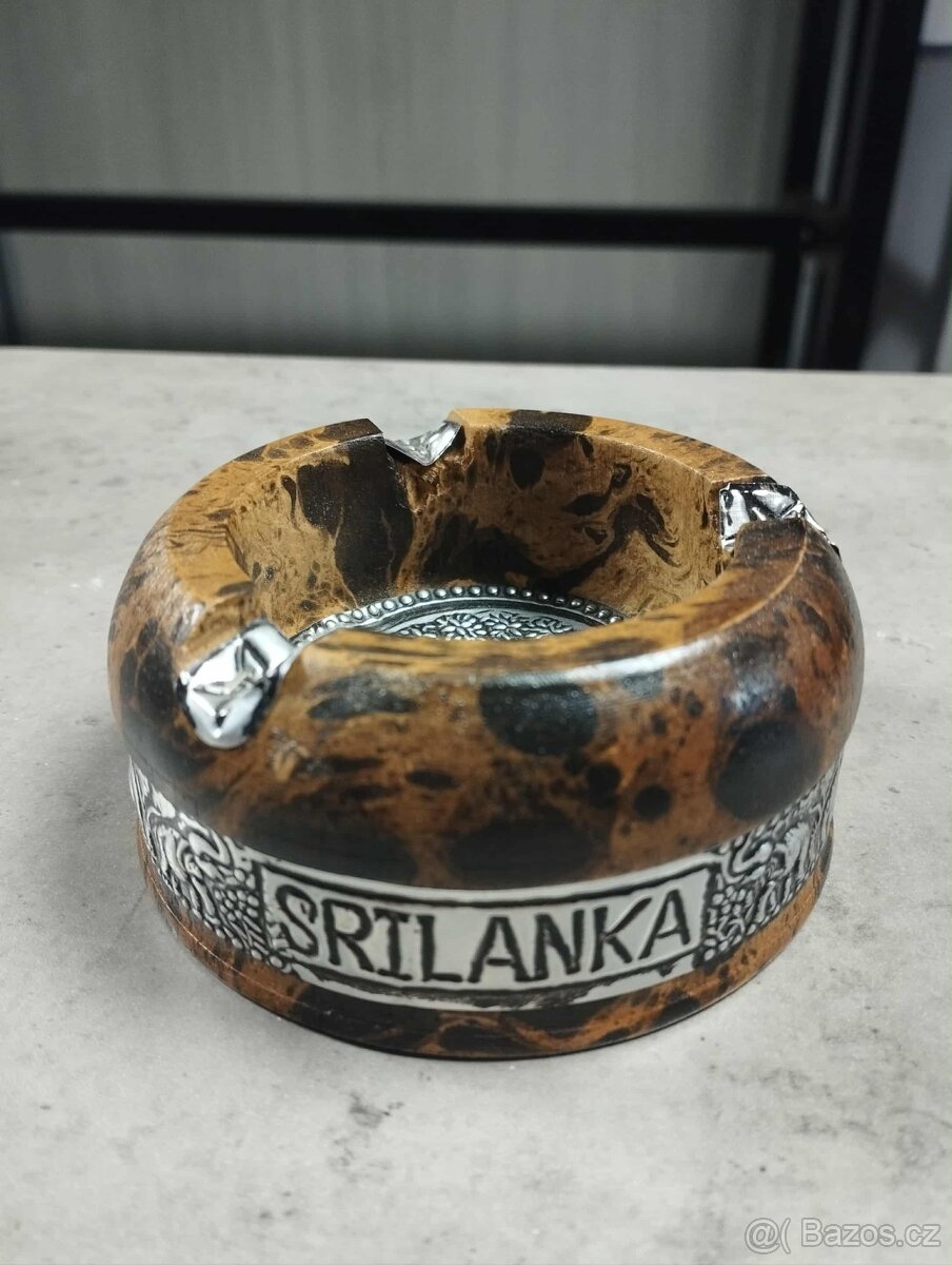 Dva originální dřevěné popelníky – Srí Lanka, ruční práce - 3