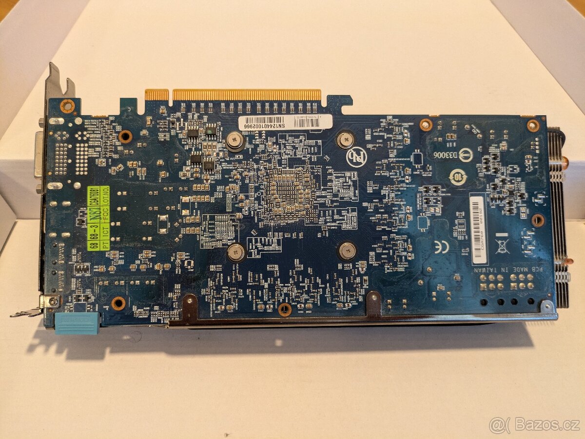 Gigabite GV-R787OC-2GD - 3