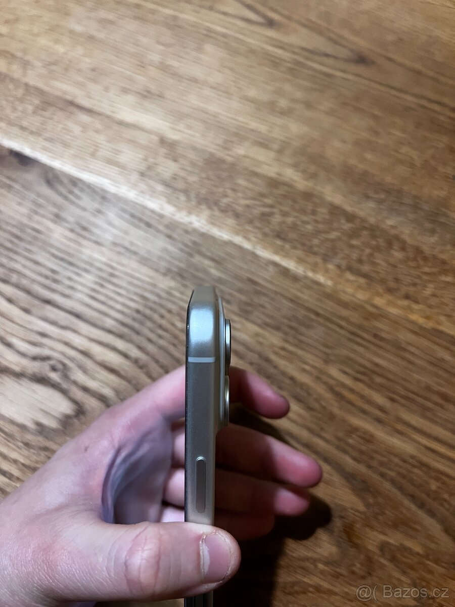 iPhone 17 Pro | téměř nový - 5 nabití | 256Gb - 3