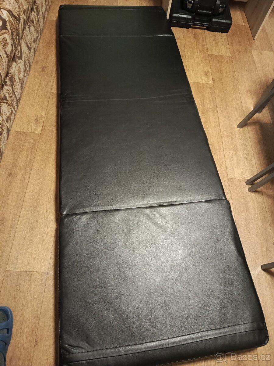 Kožené křeslo - 3