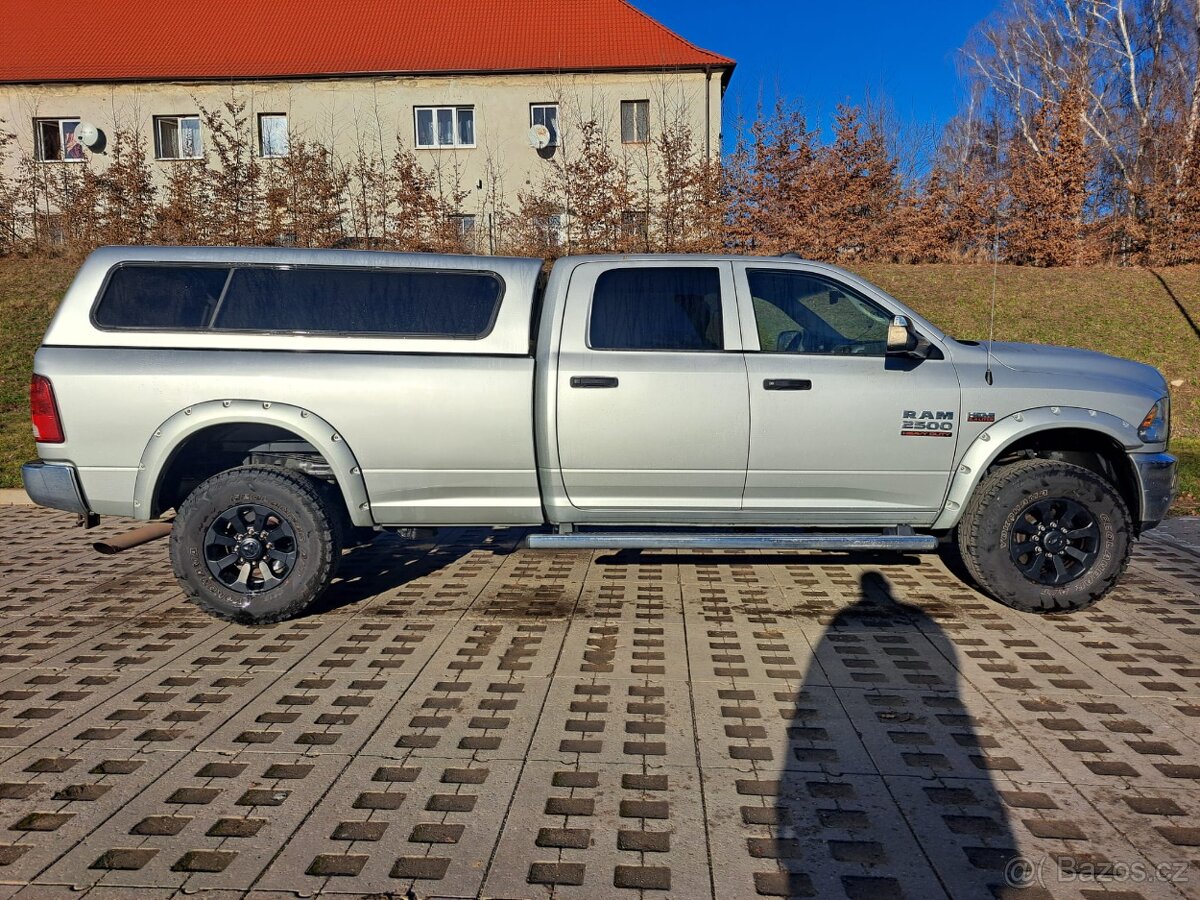 Dodge Ram 2500 HD - 3