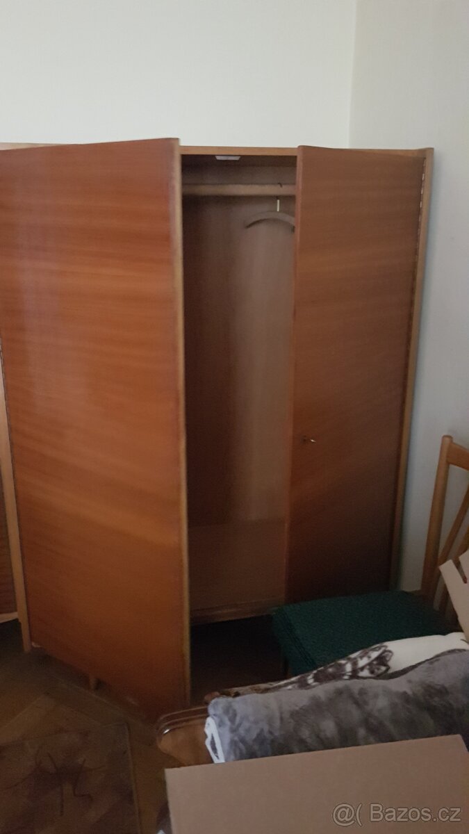 Staré skříně - 3