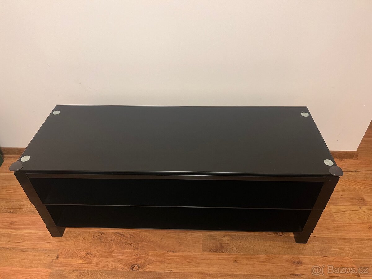 Skleněný TV stolek - 3