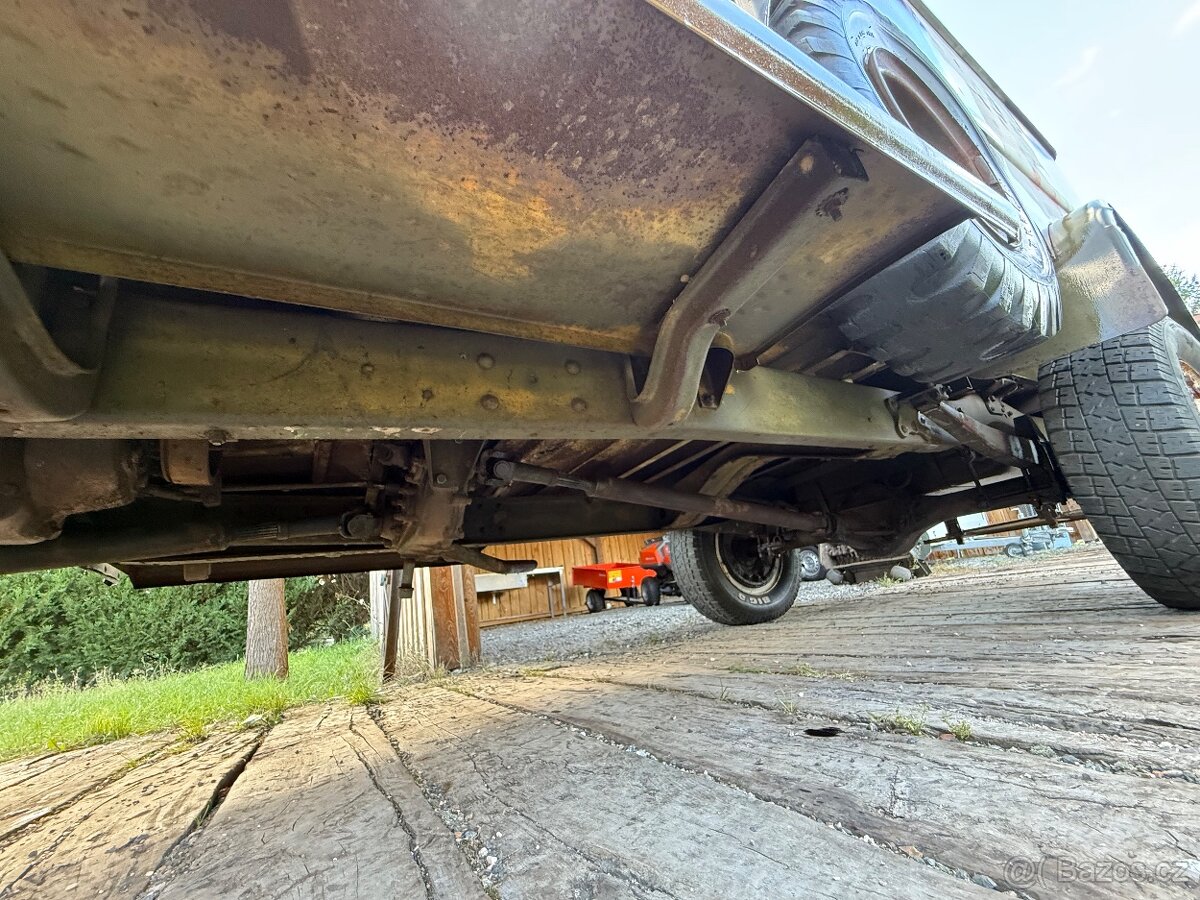 Dodge wc Ambulance - 3