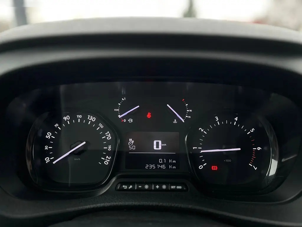 Citroën Jumpy, L2+ 2.0BHDi 150 MAN6"TAŽNÉ - 3